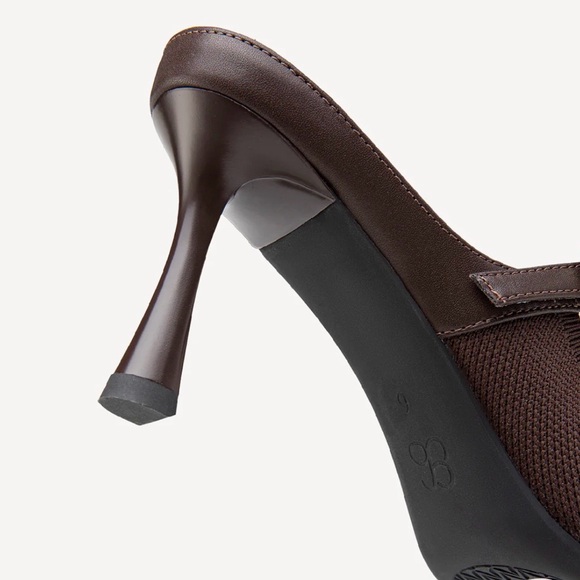 GraceLithe Pointed Toe Heeled Mule - Picture 4 of 12